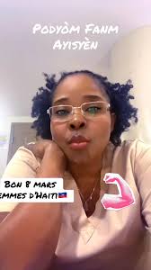 video sa se pou remesye tout moun, Radio Fierte Haitienne, tout sipotè,  oditè espesyalman envite nou yo ki pandan yo lane fè emisyon sa PODYÒM FANM  AYISYÈN yon siksè!