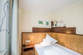 Maybe you would like to learn more about one of these? Single Room Modern Cozy