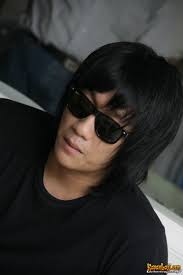 8 Transformasi Ifan Seventeen dari rambut gondrong hingga cepak