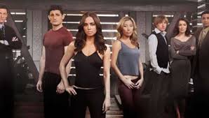 Paul ballard (tahmoh penikett) is an fbi special agent who becomes obsessed with the urban legend of the dollhouse. Why We Love Dollhouse And Why We Hate It