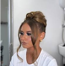 Christina Creed's Instagram, Twitter & Facebook