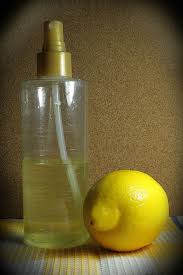 How To Use Lemon Juice To Lighten Hair How To Lighten Hair Lemon Juice Hair Natural Hair Styles