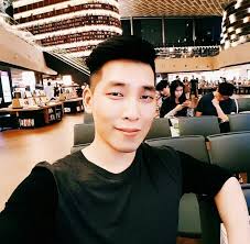 Happy birthday to my dearest brother Leo Hwang 🎂 i love you and i miss u  💕 #EyeSmileKing #HappyLeoDay #itsturn29th 💋 😛