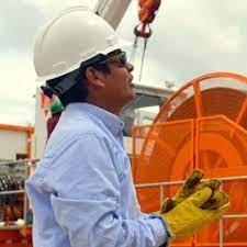 Presentó la tesis estado actual del abastecimiento de agua en guatemala. Dia Del Ingeniero En Guatemala Aprende Guatemala Com