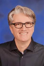 Candy Mueller's Instagram, Twitter & Facebook