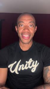 Micheal Boyd|Words to my Wife (@wordstomywife)