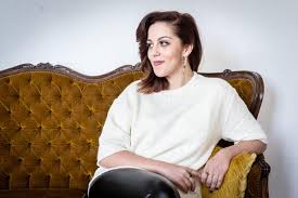 The portuguese renaissance refers to the cultural and artistic movement in portugal during the 15th and 16th centuries. Fadista Sara Correia Apresenta Do Coracao No Theatro Circo O Amarense