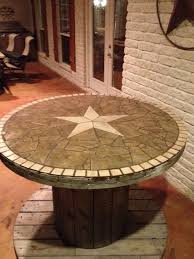 Diy Kabelrolle Tisch Ihr Eigener Designer Tisch Design Tisch Holzspulentische Kabelspulen Tisch