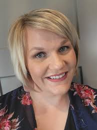 Will Farmasi products hold up for family photos?