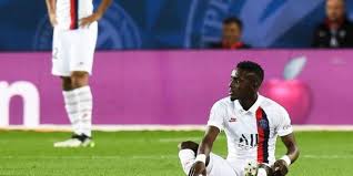 Dakikada sakatlanarak oyundan çıkmak zorunda kaldı. Psg Vs Atalanta Quand Mbaye Diagne Se Moque De Idrissa Gana Gueye Sur Instagram Photo