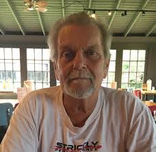 Armando Loera's Instagram, Twitter & Facebook