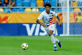 The player's height is 170cm | 5'6 and his weight is 68kg. Chris Richards Named In U 23 Usmnt 25 Man Roster Bavarian Football Works