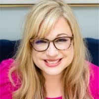 Jennifer Rabbitt's Instagram, Twitter & Facebook