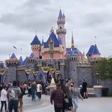 Trip Down Main Street Usa Video Disneyland Disneyworld Disneyland Photography Disneyland Rides