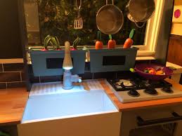 Sep 01, 2018 · kidkraft kidkraft wooden farm to table play kitchen with ez kraft assembly, lights & sounds, ice maker and 18 accessories, gift for ages 3+ visit the kidkraft store 4.7 out of 5 stars 3,762 ratings Kidkraft Farm To Table Play Kitchen With Ez Kraft Assembly Walmart Com Walmart Com