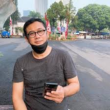 Habib rizieq izinkan deklarasi front persaudaraan islam, apa posisinya? Denny Siregar Tertawa Baca Berita Habib Rizieq Batal Pulang