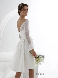 Scopri ricette, idee per la casa, consigli di stile e altre idee da provare. Abiti Da Sposa Over 50 Anni Abito Da Sposa Corto Abiti Da Sposa Corti Abiti Da Sposa Civile