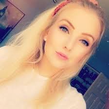 Evangeline Cave's Instagram, Twitter & Facebook