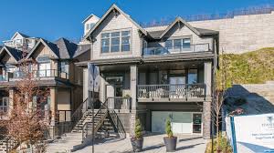 View mls® listings for this building. The Ridge At Burke Mountain Foxridge Homes