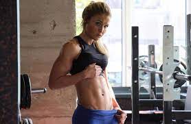 Diese frage stellen sich fans der fitnessbloggerin seit monaten. Sophia Thiel Greatest Physiques