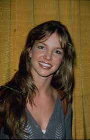 So schien britney spears früher unaufhaltsam und wurde auf der ganzen welt gefeiert. Promis Ohne Extensions So Sahen Sie Fruher Aus Brigitte De