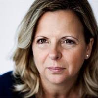 Lisa Litzinger's Instagram, Twitter & Facebook