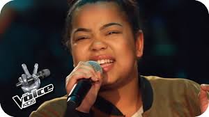 Written by wees, patrick pyke salmy, emma sophia rosen, ricardo muñoz, rené miller, and nils bodenstedt, the song is a power ballad and about the singer's anxiety and lack of control due to her struggles with epilepsy. Get To Know Zoe Wees Control Singer Popsugar Celebrity