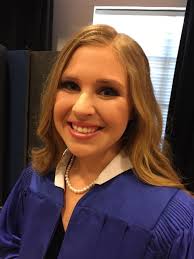 Congratulations to Catherine Hurd, a senior at Deer Creek High School. She  is this week's Oklahoma 529 College Savings Plan Student of the Week!  Catherine is a straight A student, member of