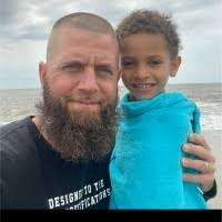 Freddy Willis's Instagram, Twitter & Facebook