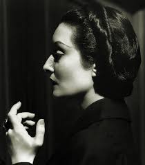 Gods and Foolish Grandeur: She gives you that weird feeling!