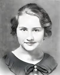 Judith Heath's Instagram, Twitter & Facebook