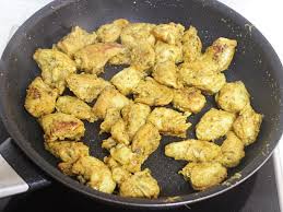 Tumiskan hirisan bawang2, daun kari, cili api, cili merah sehingga wangi. Butter Chicken Recipe Chicken Makhani Swasthi S Recipes