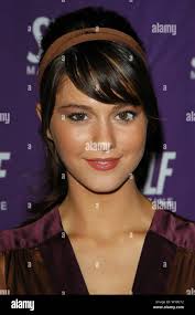 Elizabeth banks 2005 hi-res stock photography and images