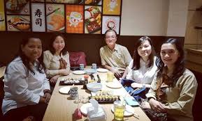 Dengan pantun orang dapat menyampaikan nasehat, pesan moral. 41 Tempat Makan Di Surabaya 2021 Restoran Enak Bagus Murah