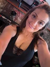 Ok Show Me.... Elegantlimosfl.com 386-793-1077 Staugustinelimos.com  904-479-5466 Daytona Beach & St Augustine Limo Service