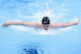 In 2016 he competed at the 2016 summer olympics in the men's 200 metre butterfly event and the men's 4 x 200 metre freestyle relay event. De I2p5 5axv7m