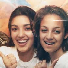 What did she look like before when she was young? Kim Kardashian Posts Snap Of Her Nicole Richie When They Were Just 13 Years Old New York Daily News