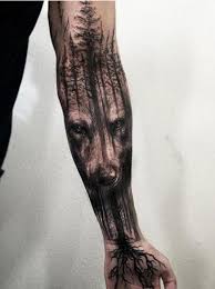 Tattoo Wolf 60 Inspirierende Ideen Fur Manner Und Frauen Tattoos Zenideen Manner Tattoo Ideen Wolf Tattoo Design Tattoo Ideen Manner