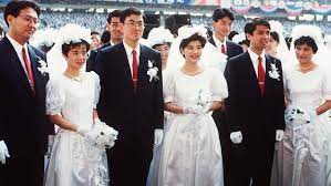 こうして悲劇は繰り返される…30年前に桜田淳子さんと合同結婚式に参加した信者たちのいま【2022下半期BEST5】  彼女たちは｢霊感商法の取り立て人｣となっていた | PRESIDENT Online（プレジデントオンライン）