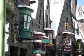 The crowds, selling out universal studios hollywood at more than $100 a ticket, speak not just to the ongoing demand for harry potter years after the films have left theaters, but to the massive demand for immersive theme park. 16 Harry Potter Experiences You Need To Have Around The World