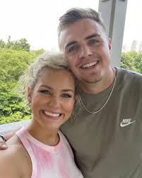 Dennis Chastang's Instagram, Twitter & Facebook