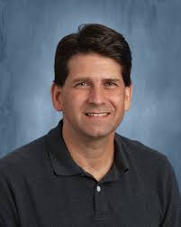 Should Louie have a beard or not?