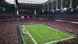 Everything you need to know for attending a game at state farm stadium. Small Number Of Fans Allowed Back In State Farm Stadium For Cardinals Game 12news Com