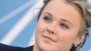 Celebrate Throwback Thursday With This Supercut Of '90s Disney Magic