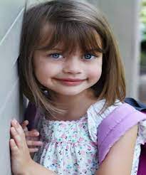 The most classic of all short haircuts for little girls, the bob with a straight fringe, is also one of the prettiest short hairstyles for little girls. Pin On Children S Cut