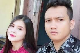 Marah pada kawan yang memaksa turun di jalan. Sepasang Kekasih Ditabrak Sebelum Tewas Sang Pria Sempat Cerita Ingin Menikah Halaman All Kompas Com