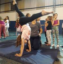 Ver más ideas sobre gimnasia artistica, gimnasia ritmica, ritmica. Gimnasia Artistica Trucos De Angi Home Facebook