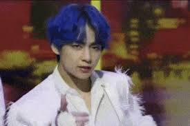 Puisi merupakan sebuah wujud ekspresi dari seorang penyair. 7 Idol Kpop Paling Ahli Mainkan Ekspresi Wajah Saat Di Atas Panggung