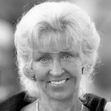 Marilyn Pedersen's Instagram, Twitter & Facebook