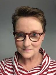 BOOK REVIEW: This Queer Angel by Elaine Chambers